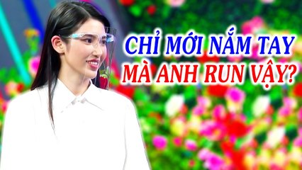 Soái Ca RUN BẦN BẬT vì LẦN ĐẦU Nắm Tay GÁI XINH làm Khán Giả ÔM BỤNG CƯỜI  Phụ Nữ Là Để Yêu