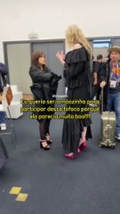 JENNA ORTEGA E GWENDOLINE CHRISTIE NA CCXP 22