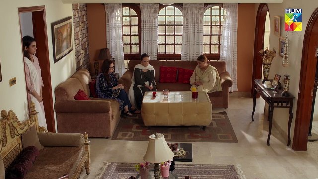 Bewa Aurat Sona Kyun Nahi Pehan Sakti #hinaaltaf #junaidkhan - Agar