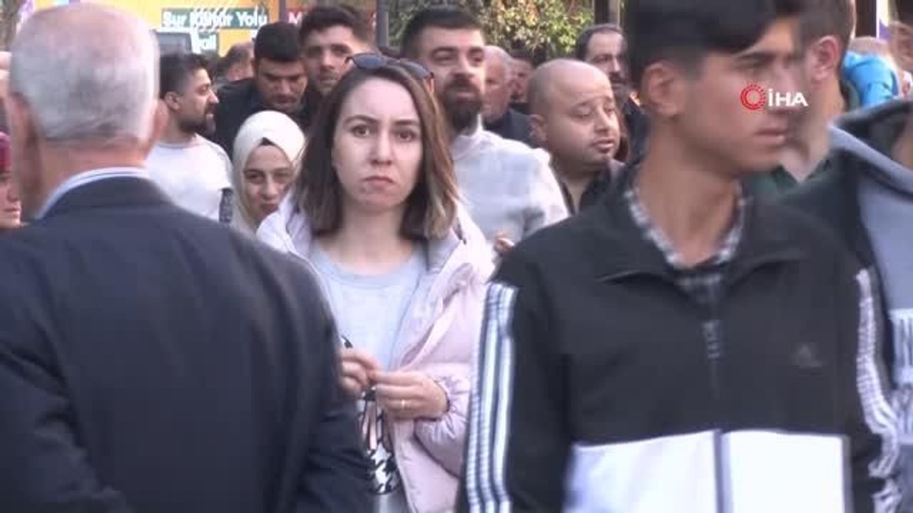 "Yanlış telaffuz edilen kelimeler yazı diline geçtiğinde gelecek nesil için tehlike arz edebilir"