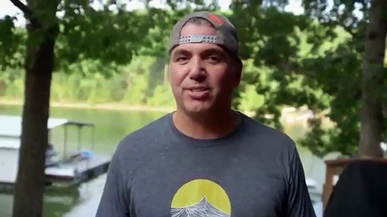 Undercover Chef (2020) - Se1 - Ep01 - Getting Naughty at NautiFish HD Watch