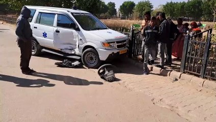वीडियो : जिला अस्पताल में डाॅक्टर ने कर्मचारी को मारी टक्कर, मौत