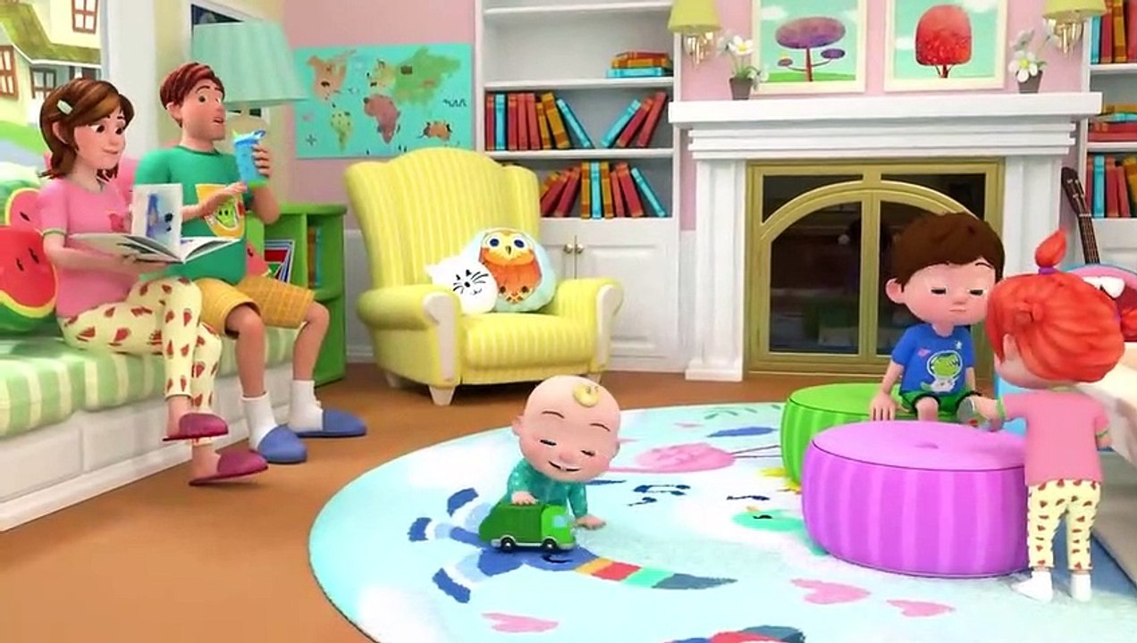 Kids Songs Recycling Truck Song - CoComelon