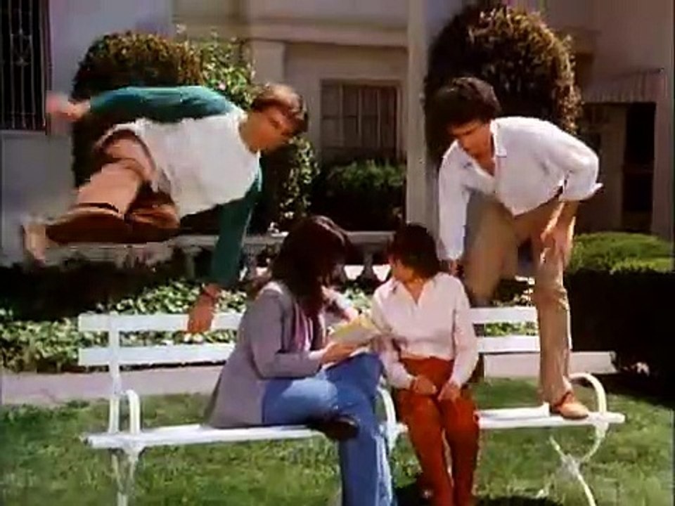 Bosom Buddies - Se1 - Ep03 HD Watch