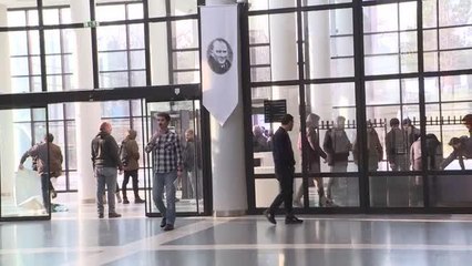 ODTÜ'de savunma sanayisi zirvesi bir grup öğrencinin müdahalesi nedeniyle ertelendi