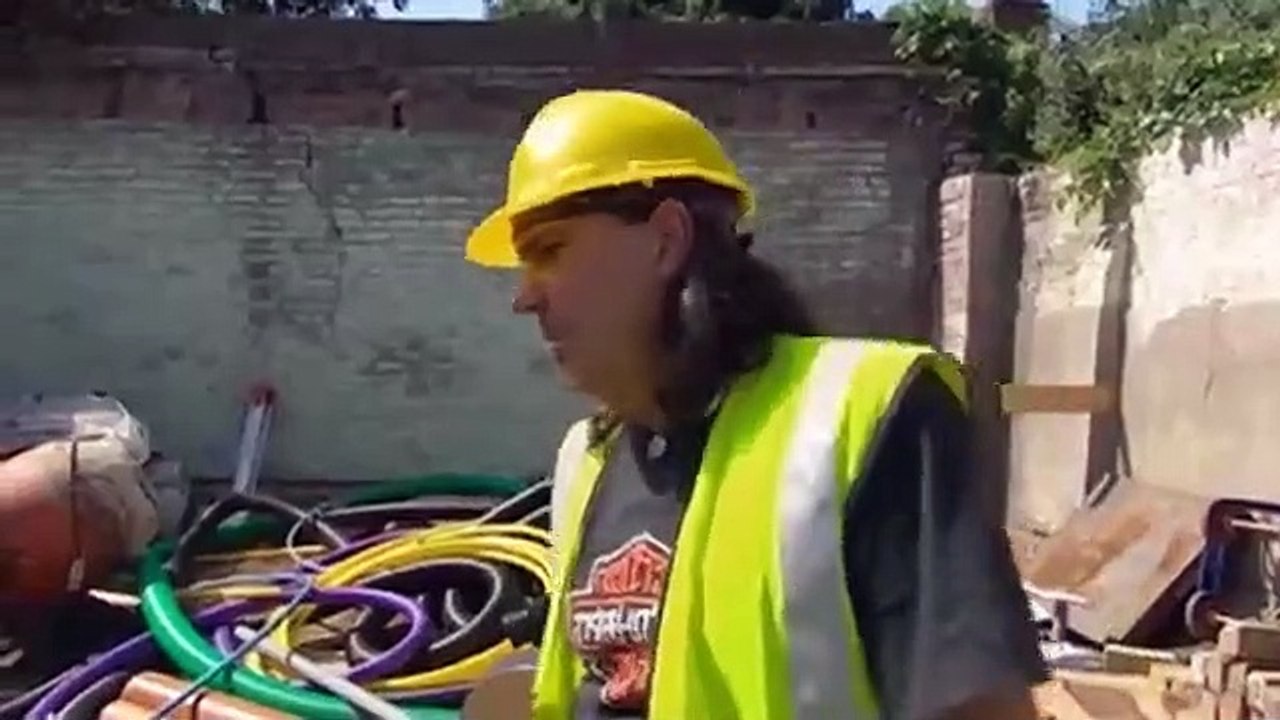 Grand Designs - Se10 - Ep10 HD Watch