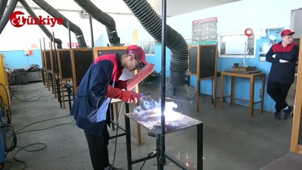 Ne Boğaziçi Ne ODTÜ! 37500 TL ile İşe Başlıyorlar! Türkiye Gazetesi