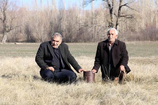 Köy sakinleri 'Petrol yok' denilip kapatılan kuyuda yeniden sondaj yapılmasını istiyor