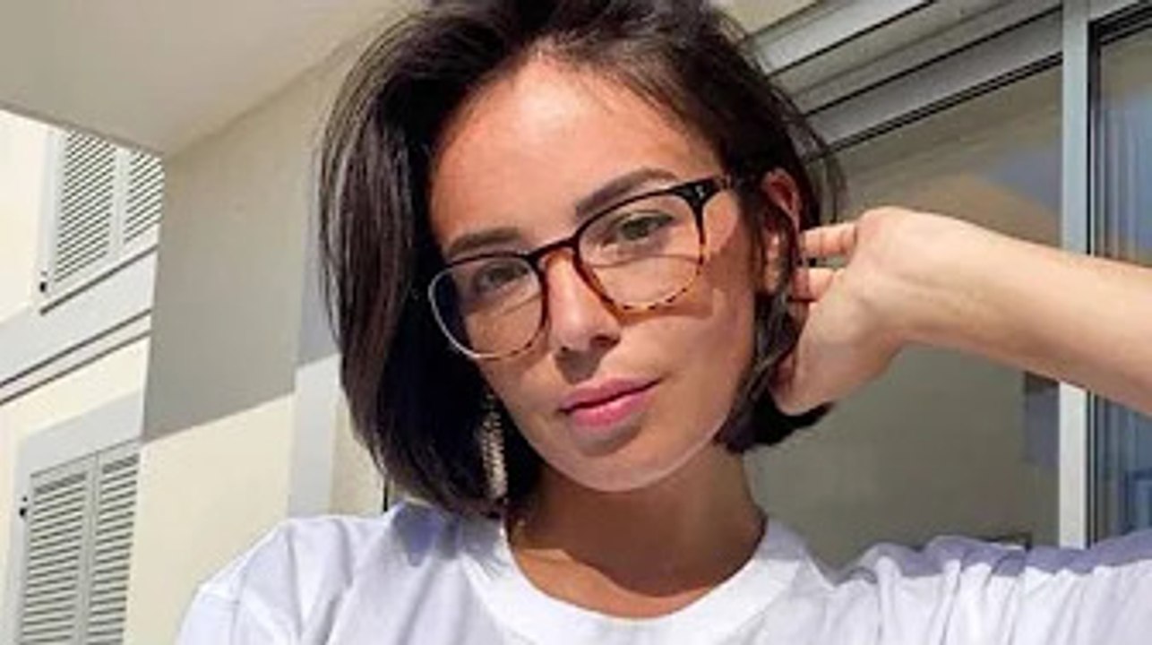 Agathe Auproux en vacances, une magnifique photo au naturel