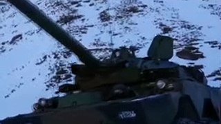 Танки AMX-10RC и бронемашины Bastion, Макрон пообещал Зеленскому | Макрон пообіцяв Зеленському танки