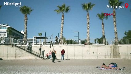 Antalya'da ocak ayında yabancıların deniz keyfi