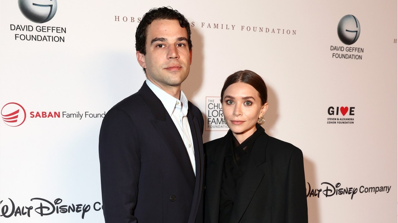 Voici - Ashley Olsen épanouie : la jumelle de Mary-Kate s'est mariée avec l'artiste Louis Eisner