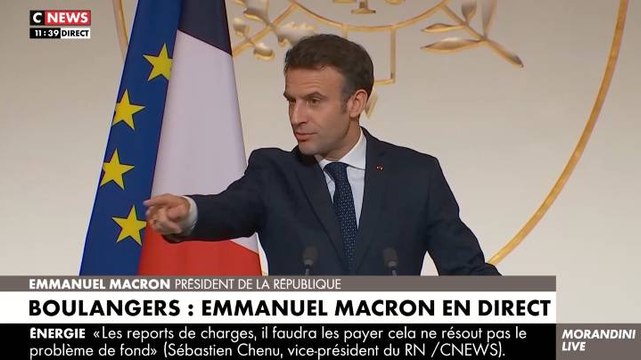 “Mademoiselle ne se sent pas bien” : Emmanuel Macron interrompt ses voeux aux boulangers