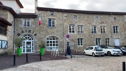Pour économiser, des communes éteignent la lumière