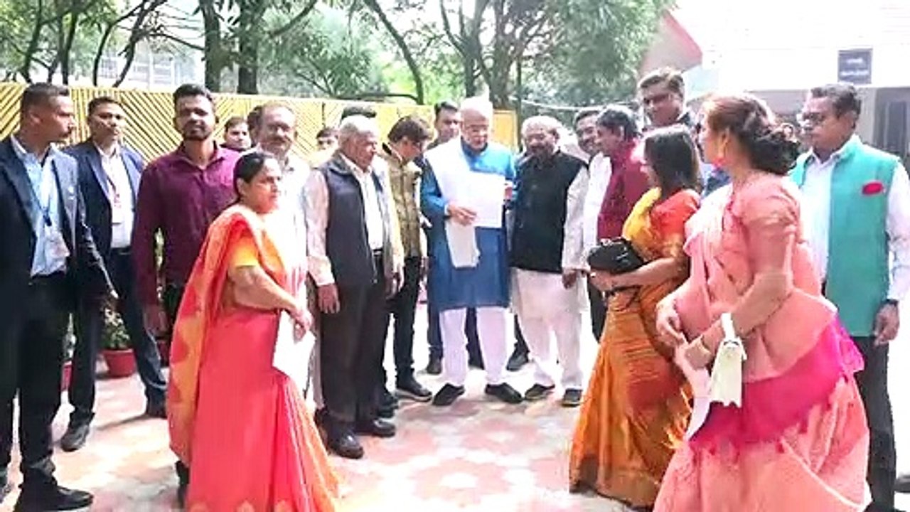 गुजराती समाज रायपुर के प्रतिनिधि मंडल ने सीएम ब...