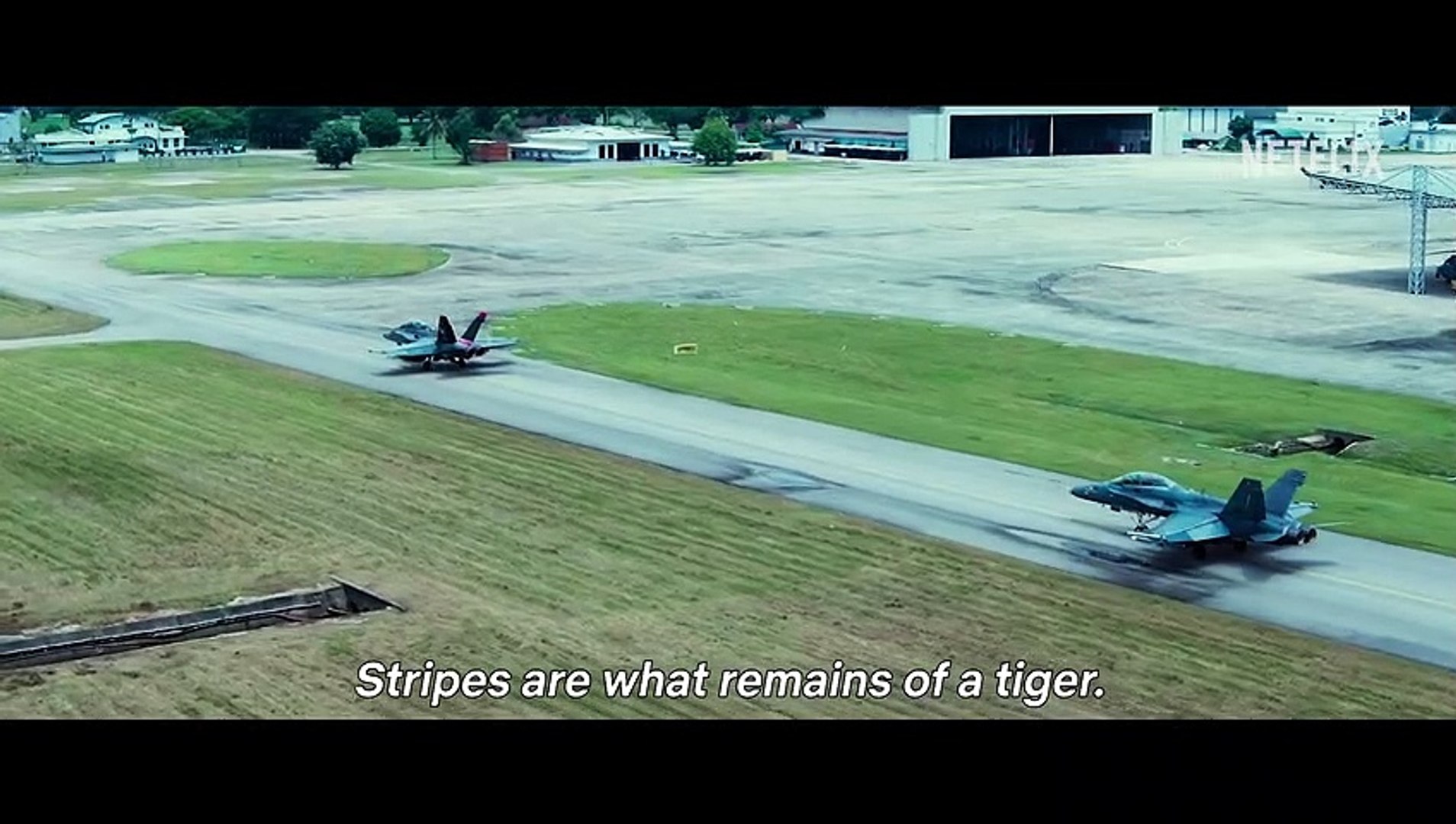 Air Force the Movie: Danger Close - Official Trailer Netflix - Vídeo
