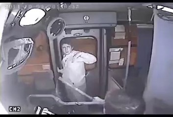 This Bus Driver Catch The Thief In Bus | Amazing Video | Happy Vibes