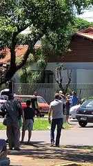 Colisão entre dois carros é registrada no cruzamento da Rolândia com a Getúlio Vargas