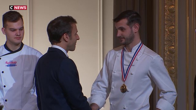 Emmanuel Macron : l'allocution du président aux boulangers