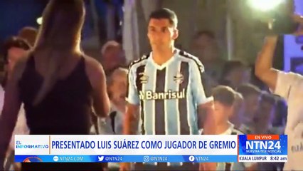 Luis Suárez: Football Legend ⚽