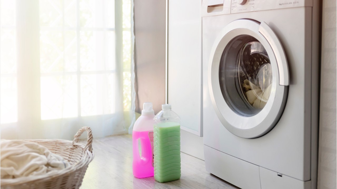 Clean and disinfect your washing machine with these simple tricks