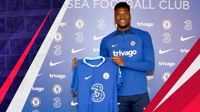 Perkuat Pertahanan, Chelsea Rekrut Bek Potensial Prancis Benoit Badhiasile