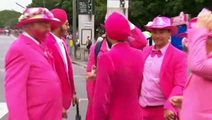 Crowd becomes a sea of pink for annual Jane McGrath Day