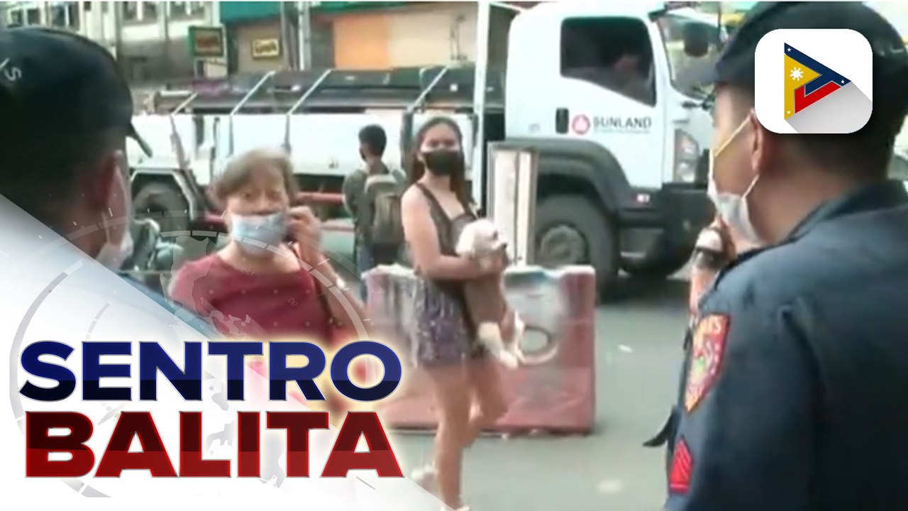 Higit 300 pulis, naka-deploy sa vicinity ng Quiapo ngayong araw; pagsusuot ng face mask, mahigpit na ipinatutupad sa mga nagsisimba
