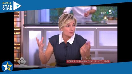 Anne-Elisabeth Lemoine critiquée hors caméras par un célèbre chroniqueur, elle règle ses comptes en