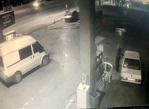 Kendisine benzeyen kardeşinin kimliğiyle suç işleyen şüpheliyi yüzündeki ben yakalattı