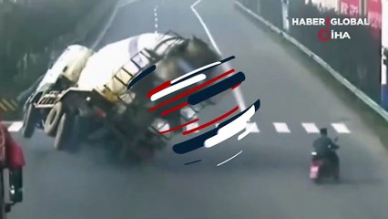 İnanılmaz an! Beton mikserinin altında kalmaktan kıl payı kurtuldu