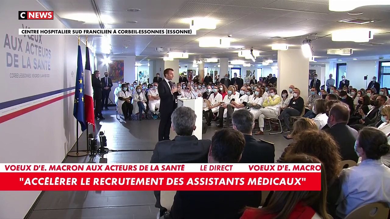 Emmanuel Macron : "Il faut un système plus res...