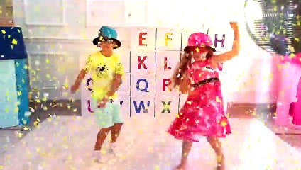 Diana and Roma Explore the Alphabet: A Fun Learning Adventure 📚