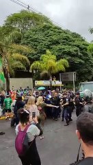 Caminhão deixa Raja Gabaglia com itens do acampamento