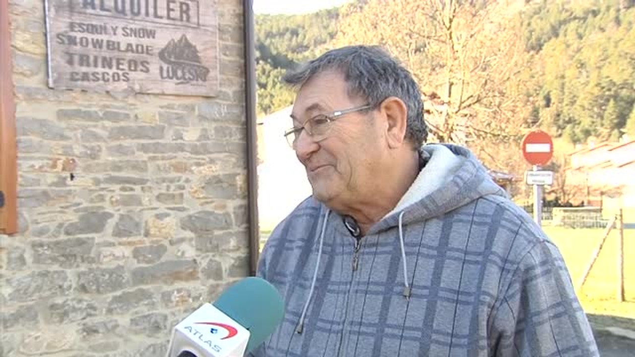 La falta de nieve arruina a varias poblaciones que dependen del esquí