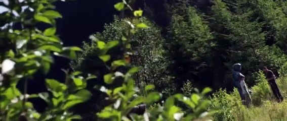 Lost in Space S01 E04