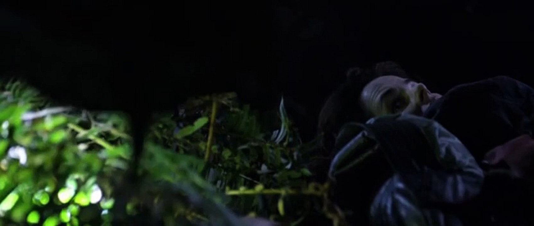 Lost in Space S01 E05