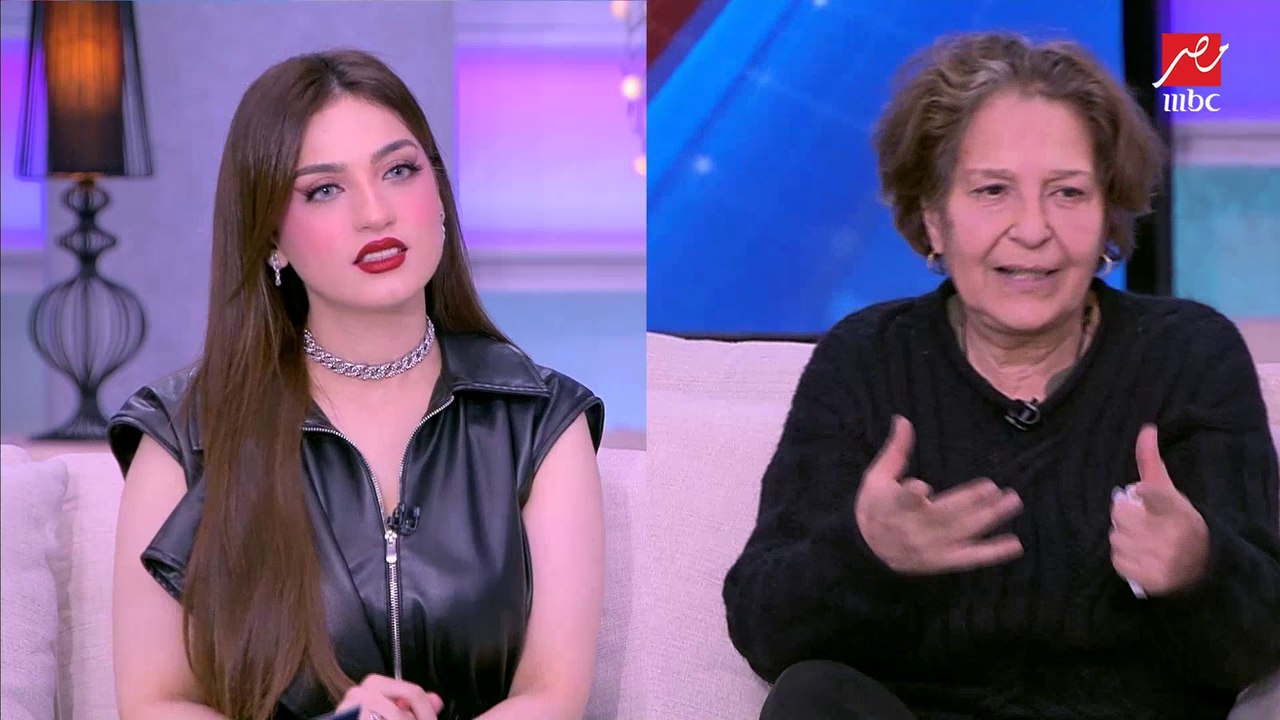 (خلاف ع الهوا) .. ياسمين عز: الراجل بيعمل مجهود أكتر من الست بكتير .. وحنان يوسف: ليه بيشيل حديد؟ .. ده بيقولها اسقيني!!