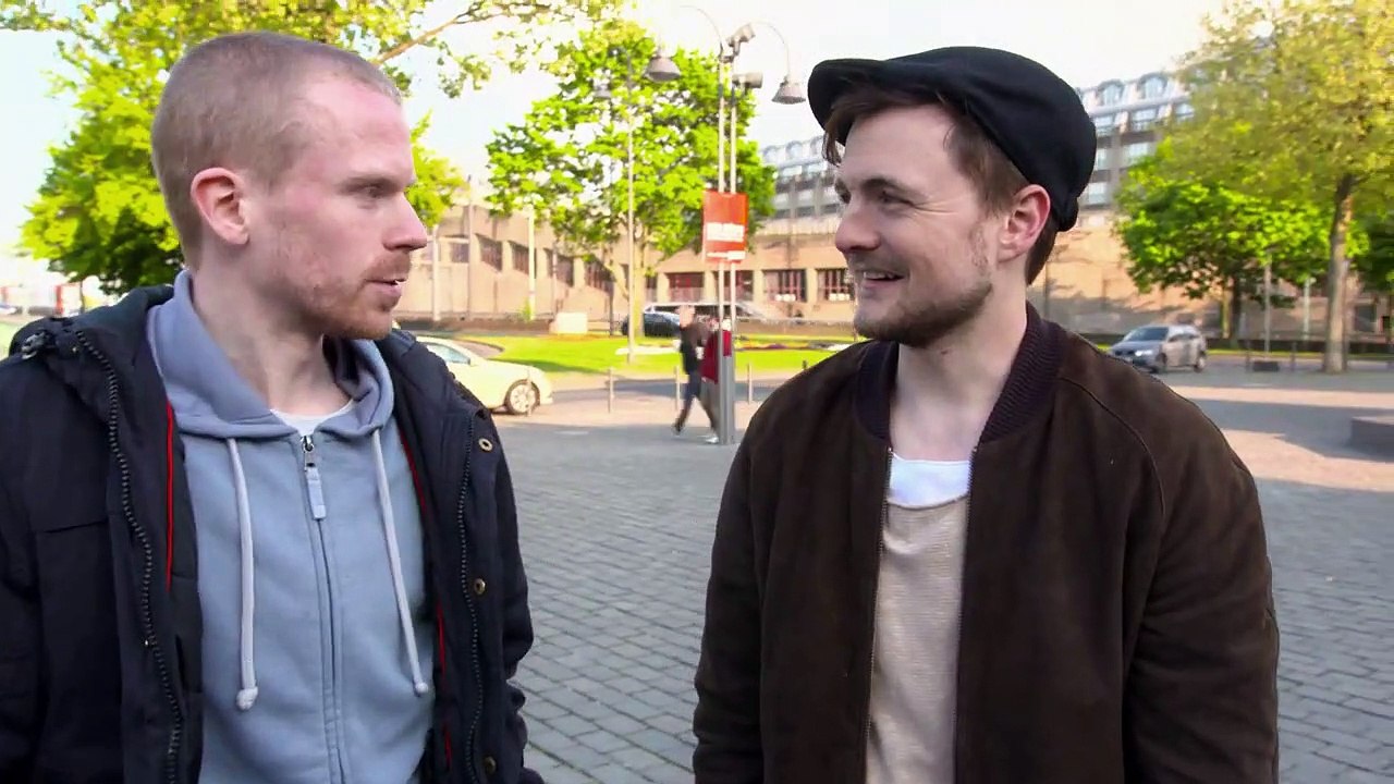 Neuland with Phil Laude - Se1 - Ep11 - 100% Futureshit feat. Tahnee HD Watch