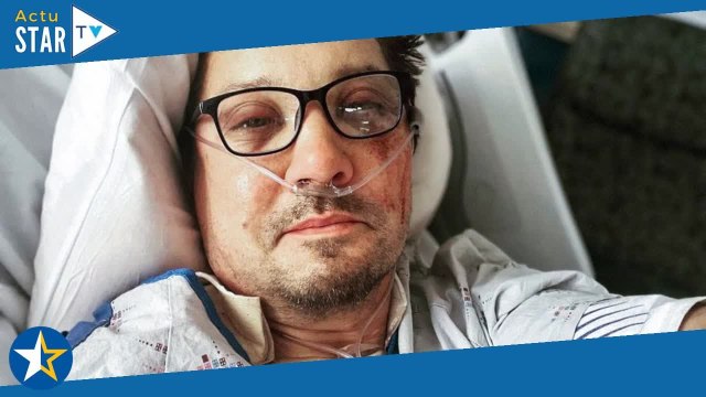 Jeremy Renner se filme en soins intensifs : mal en point mais bien chouchouté après son terrible acc