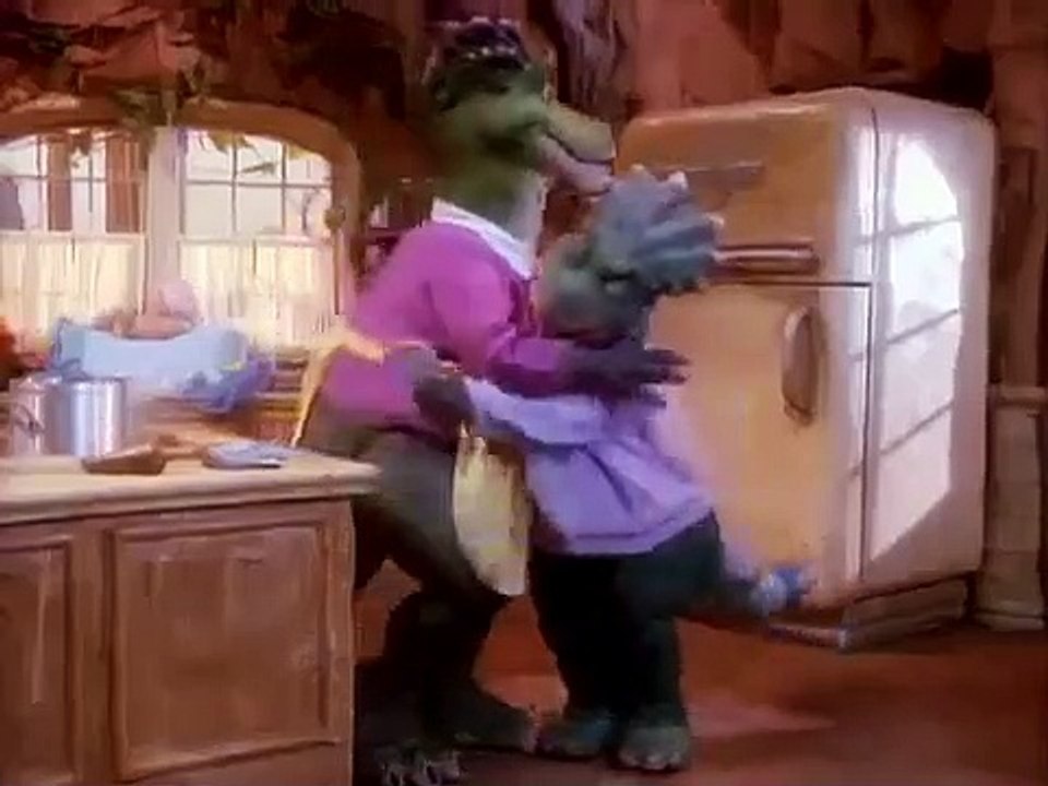 Dinosaurs - Se3 - Ep18 - Dirty Dancin HD Watch