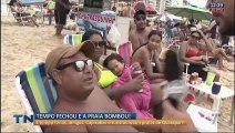 Turistas lotam praias e aquecem comércio de Guarapari