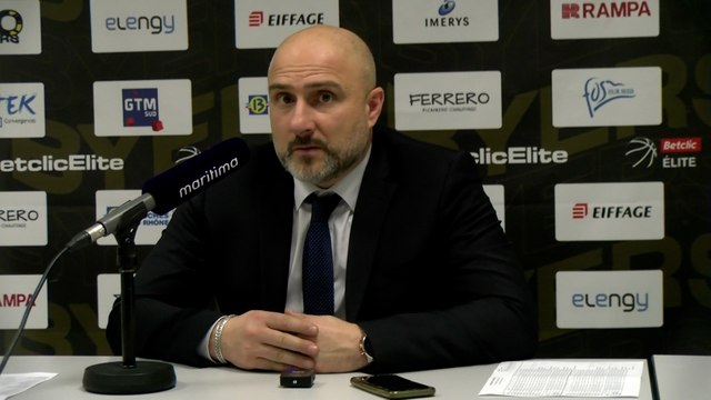 Au micro maritima: Remy Valin après la défaite de Fos Provence Basket contre Paris