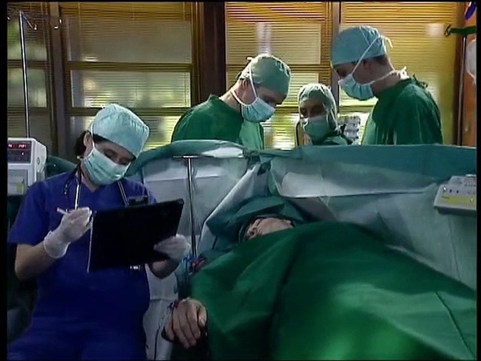 Alphateam - Die Lebensretter im OP Staffel 6 Folge 21