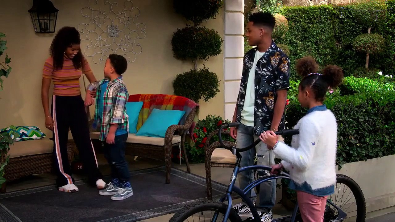 All About the Washingtons - Se1 - Ep09 - Pranksta's Paradise HD Watch