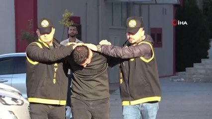 Adana'da barda bir kişinin öldürülmesi olayıyla ilgili olarak 2 zanlı tutuklandı