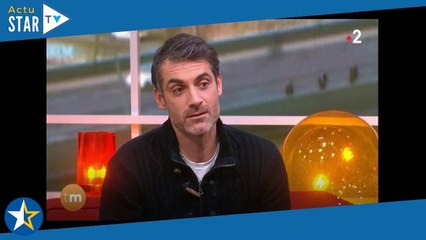 Gil Alma papa célibataire : confidences sur l'éducation de ses fils depuis le divorce, l'un d'eux lu