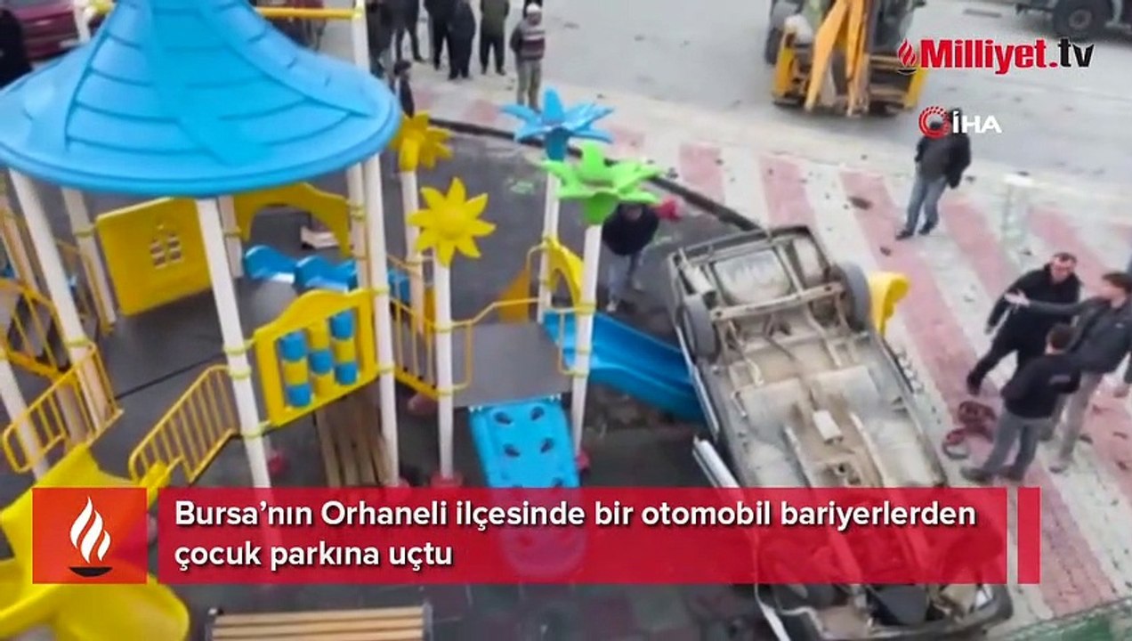 Otomobil çocuk parkına uçtu