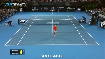Adélaïde - Djokovic éteint Medvedev