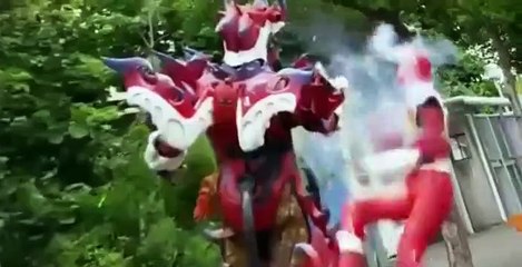 Power Rangers Dino Super Charge E004